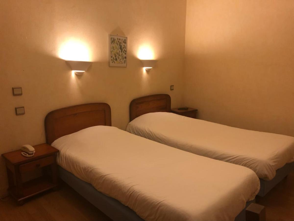 Hotel Des Couronnes Châteaudun Zewnętrze zdjęcie